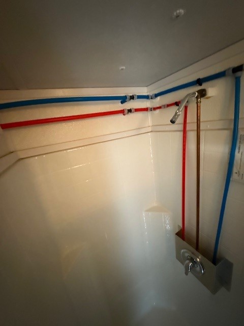 2 Units - Modular Trailer Mounted Buildings With 30 Jack & Jill Rooms And 4 Private Ensuite Rooms)